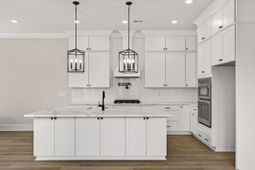 1350 Lucinda Street photo 4