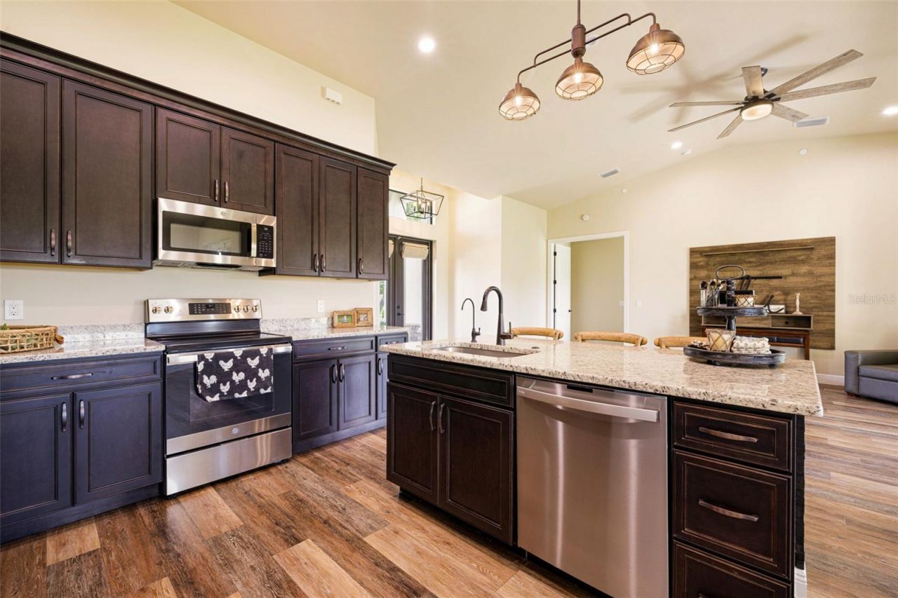 16630 Willow Point Court, Alva, FL 33920 Photo