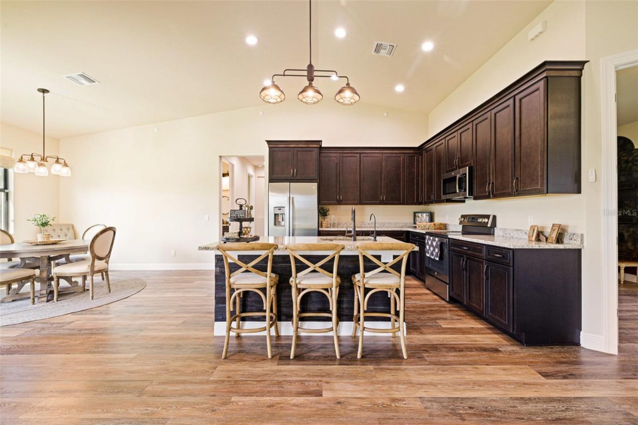 16630 Willow Point Court, Alva, FL 33920 Photo