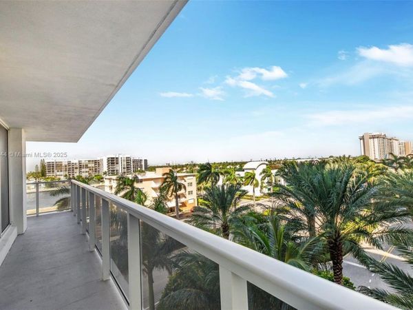 2751 S Ocean Dr, Unit 501N, Hollywood, FL 33019