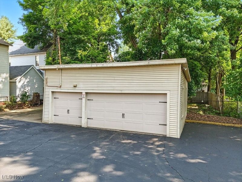 697 W Market Street, Akron, OH 44303 Photo 45