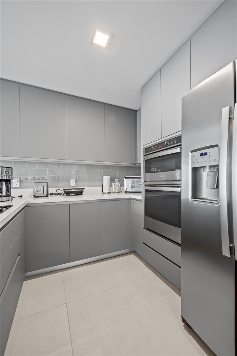 801 Brickell Key Blvd, Unit 2203, Miami, FL 33131 Photo