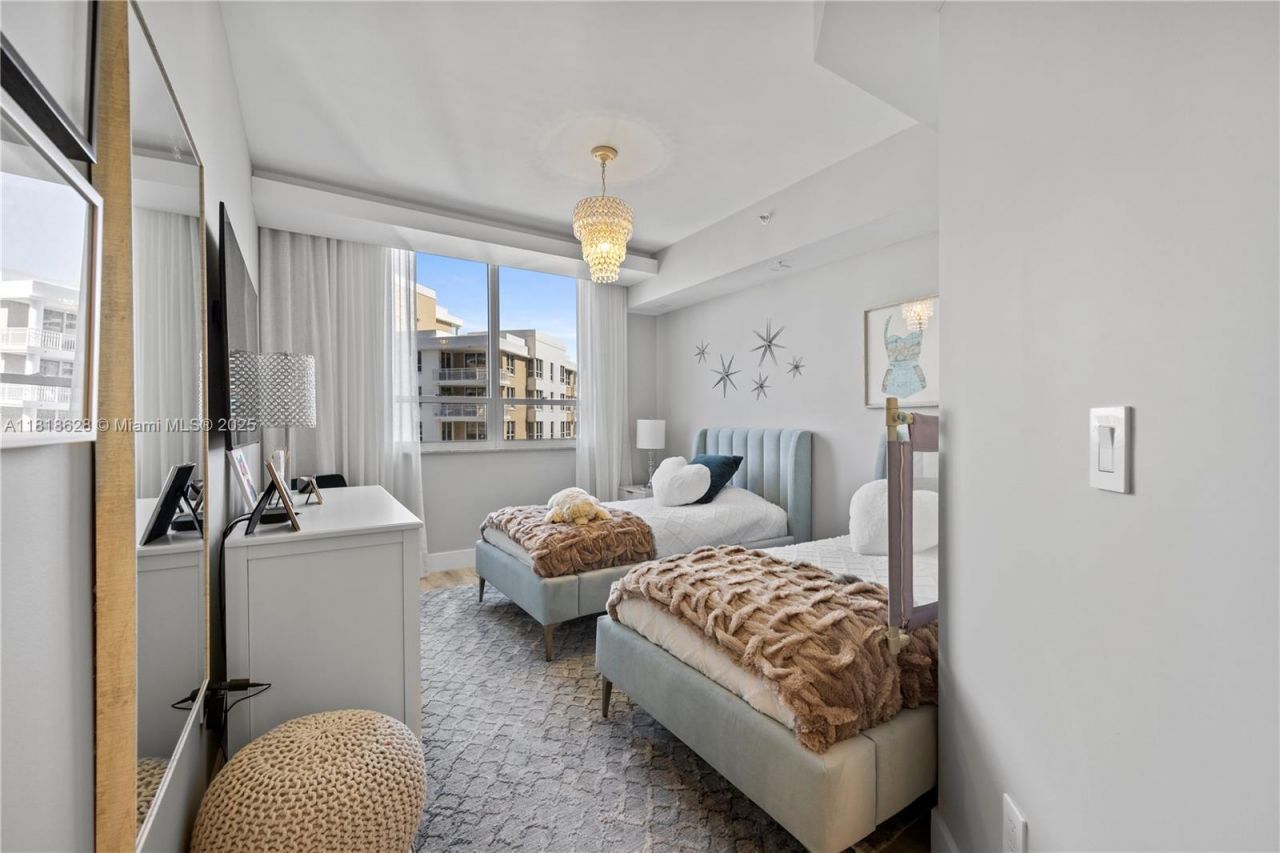 801 Brickell Key Blvd, Unit 2203, Miami, FL 33131 Photo