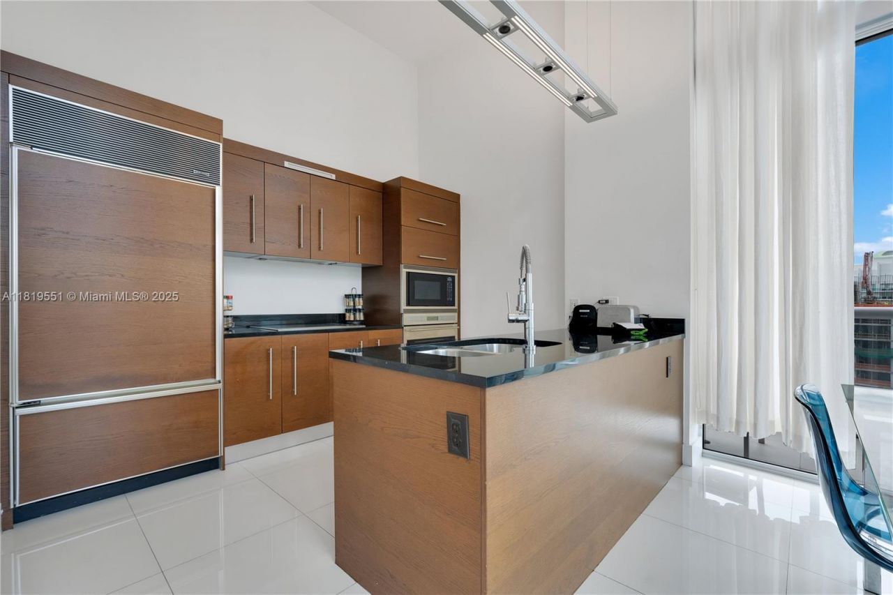 485 Brickell Ave, Unit 4004, Miami, FL 33131 Photo