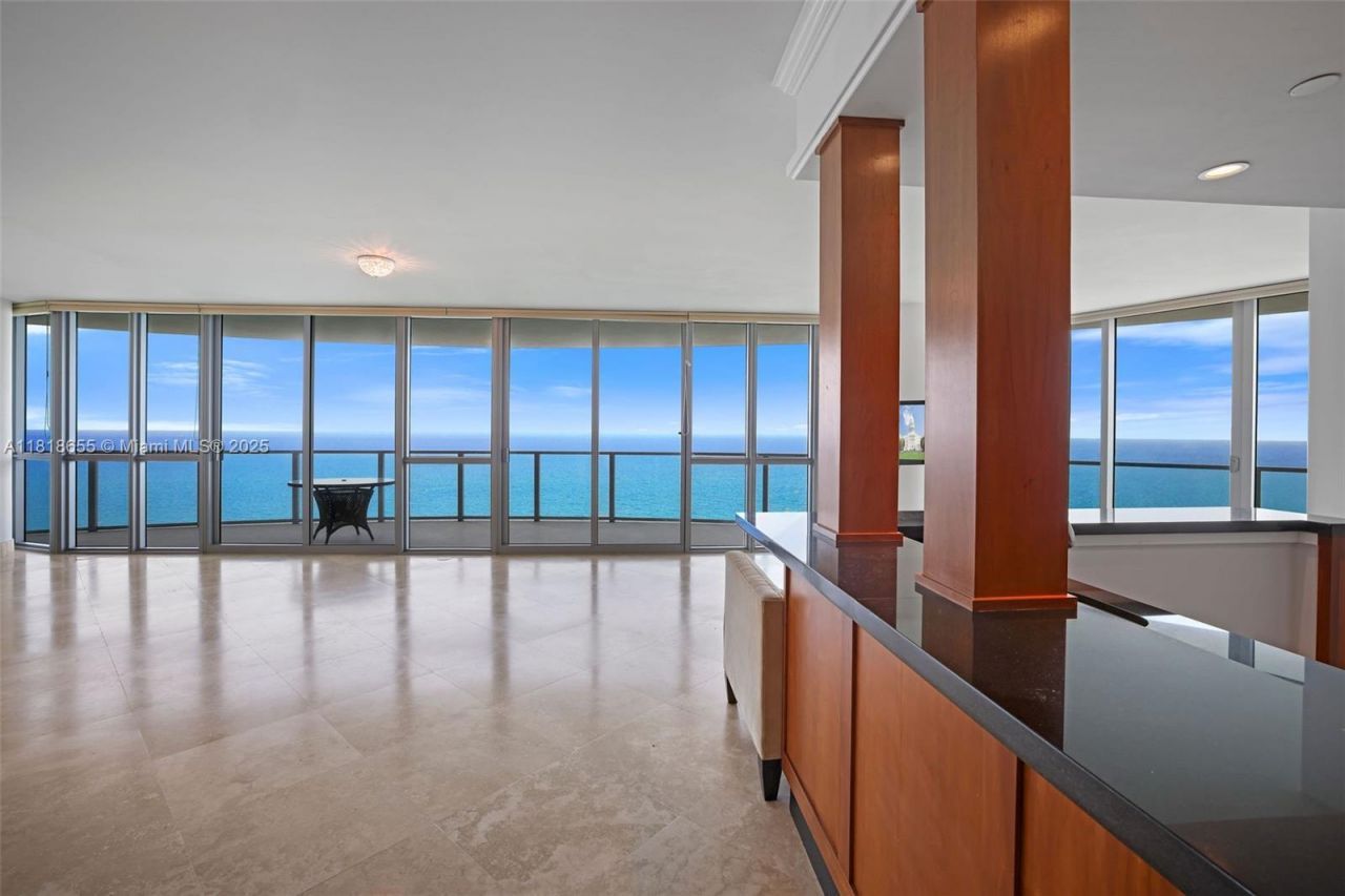 3101 S Ocean Dr, Unit 2708, Hollywood, FL 33019 Photo