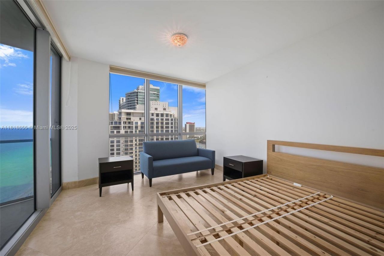 3101 S Ocean Dr, Unit 2708, Hollywood, FL 33019 Photo