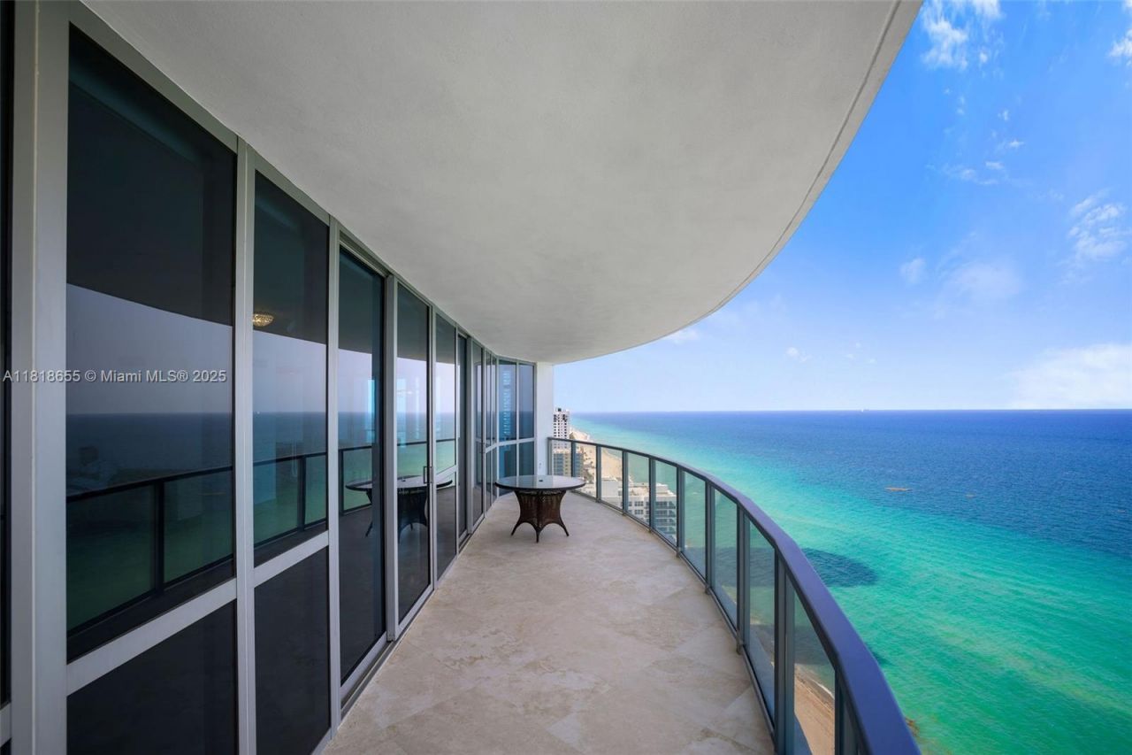 3101 S Ocean Dr, Unit 2708, Hollywood, FL 33019 Photo