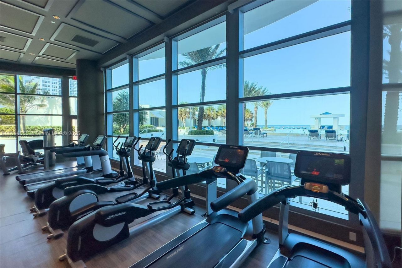 3101 S Ocean Dr, Unit 2708, Hollywood, FL 33019 Photo