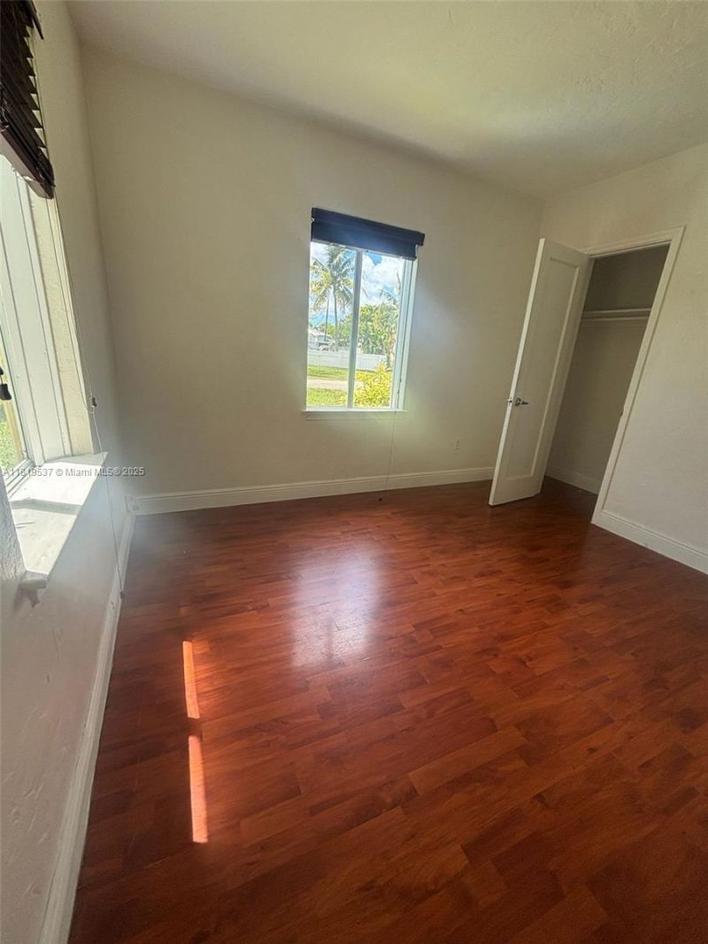 1015 NE 112th St, Unit S, Biscayne Park, FL 33161 Photo