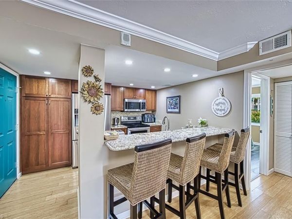 2885 Palm Beach BLVD, Unit 105, FORT MYERS, FL 33916