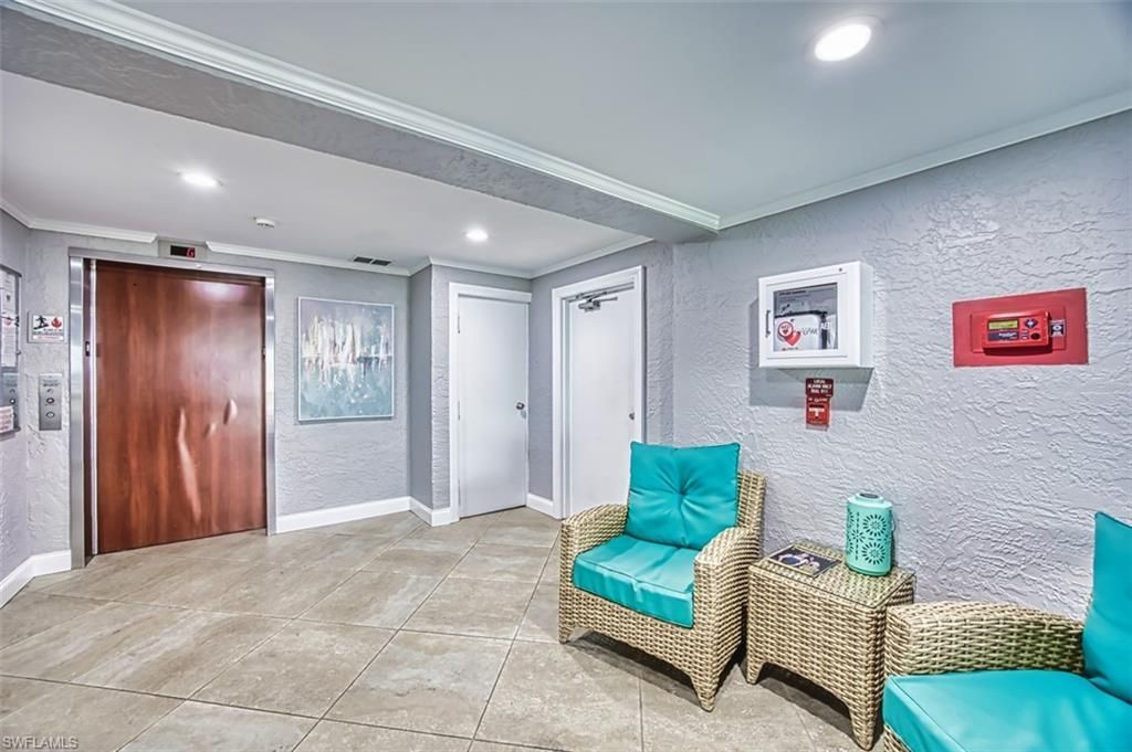 2885 Palm Beach Blvd, Unit 105, Fort Myers, FL 33916 Photo