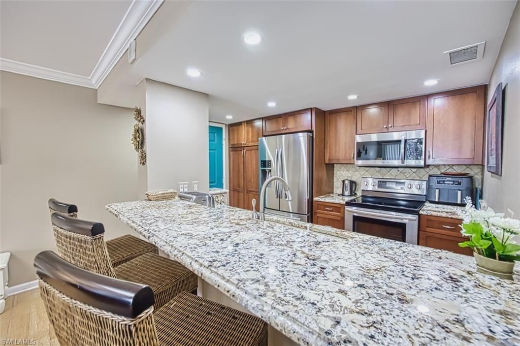 2885 Palm Beach Blvd, Unit 105, Fort Myers, FL 33916 Photo