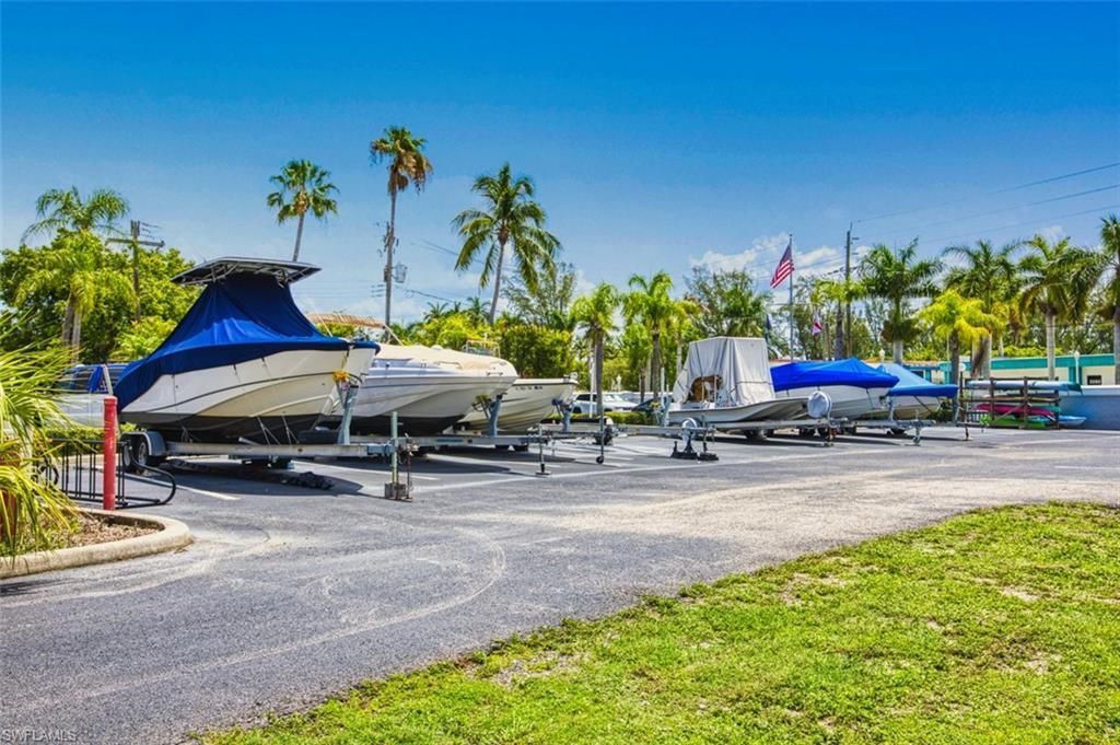 2885 Palm Beach Blvd, Unit 105, Fort Myers, FL 33916 Photo