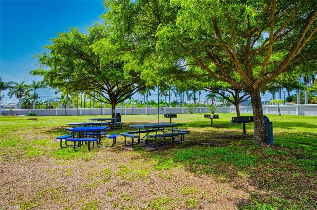 2885 Palm Beach Blvd, Unit 105, Fort Myers, FL 33916 Photo