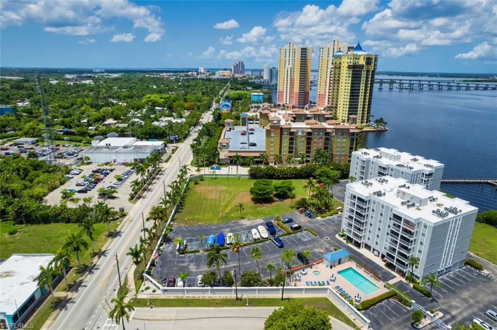 2885 Palm Beach Blvd, Unit 105, Fort Myers, FL 33916 Photo