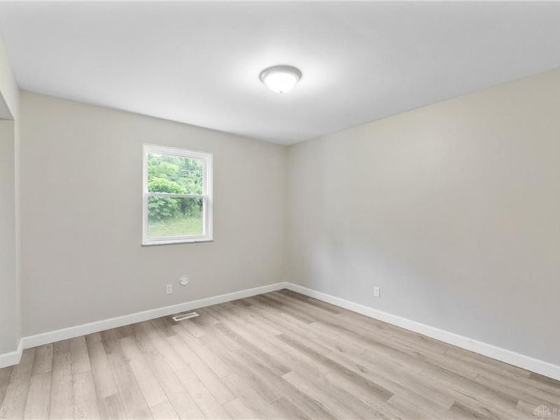 1153 King Richard Parkway, Dayton, OH 45449 Photo 17