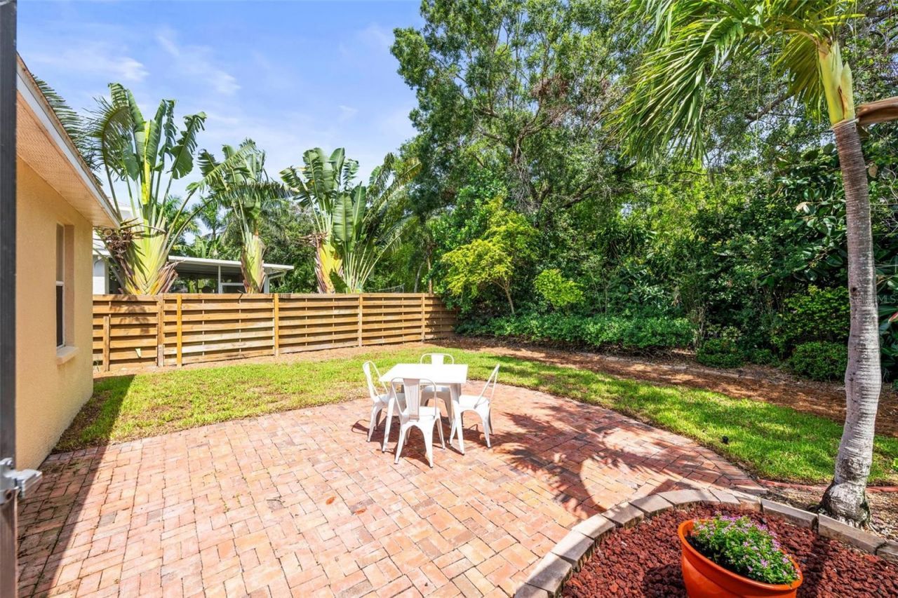 743 Stonecrest Drive, Sarasota, FL 34232 Photo
