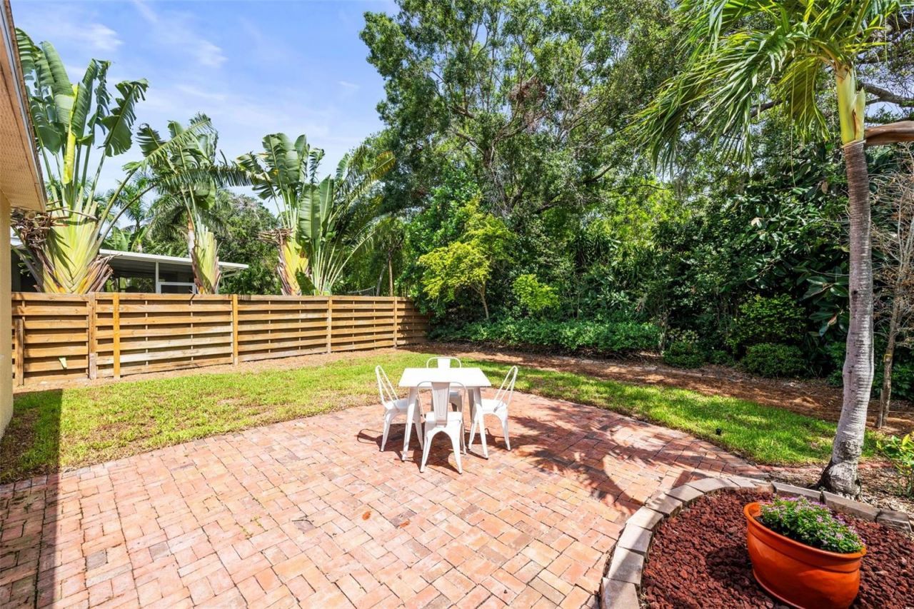 743 Stonecrest Drive, Sarasota, FL 34232 Photo