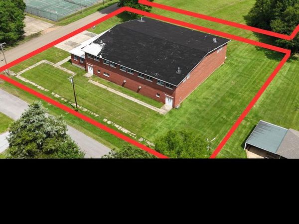 118 NW Fourth St Nw Street, Flora, MS 39071