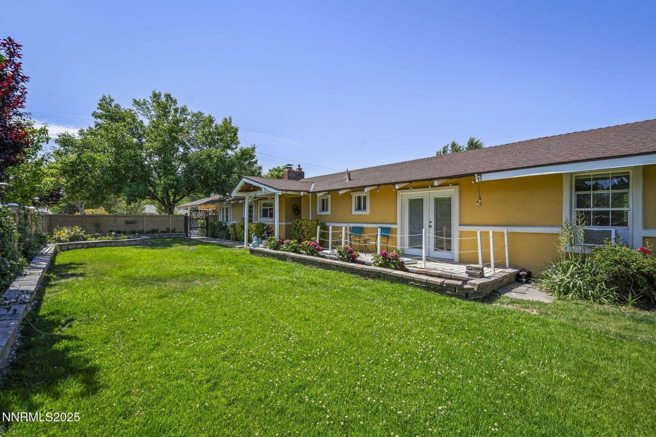 2195 W Plumb Lane, Reno, NV 89509 Photo