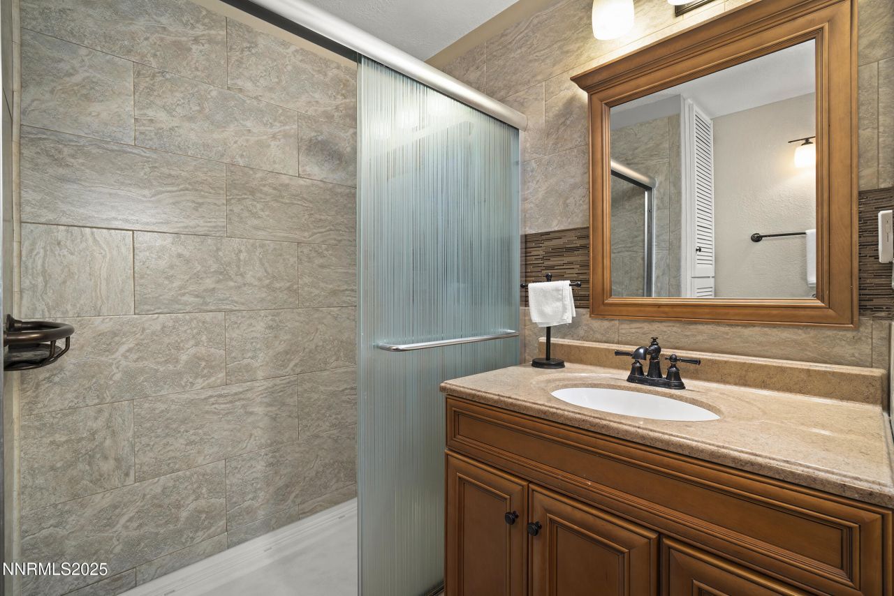 2195 W Plumb Lane, Reno, NV 89509 Photo