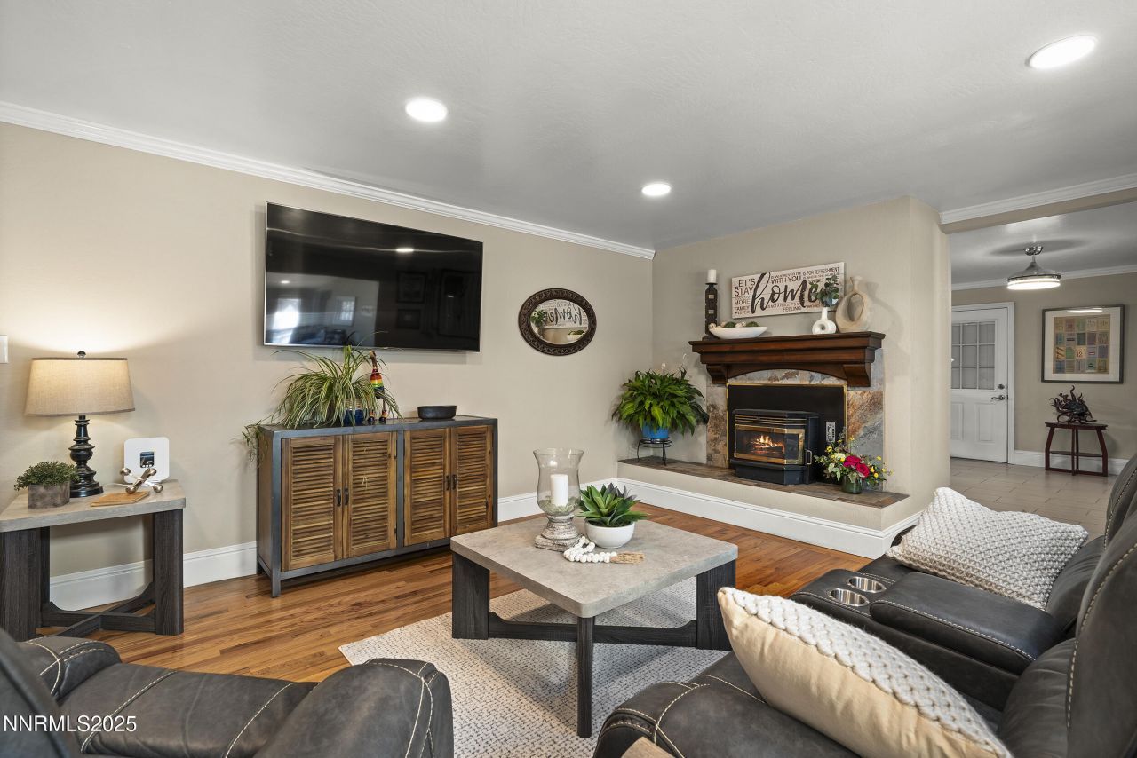 2195 W Plumb Lane, Reno, NV 89509 Photo