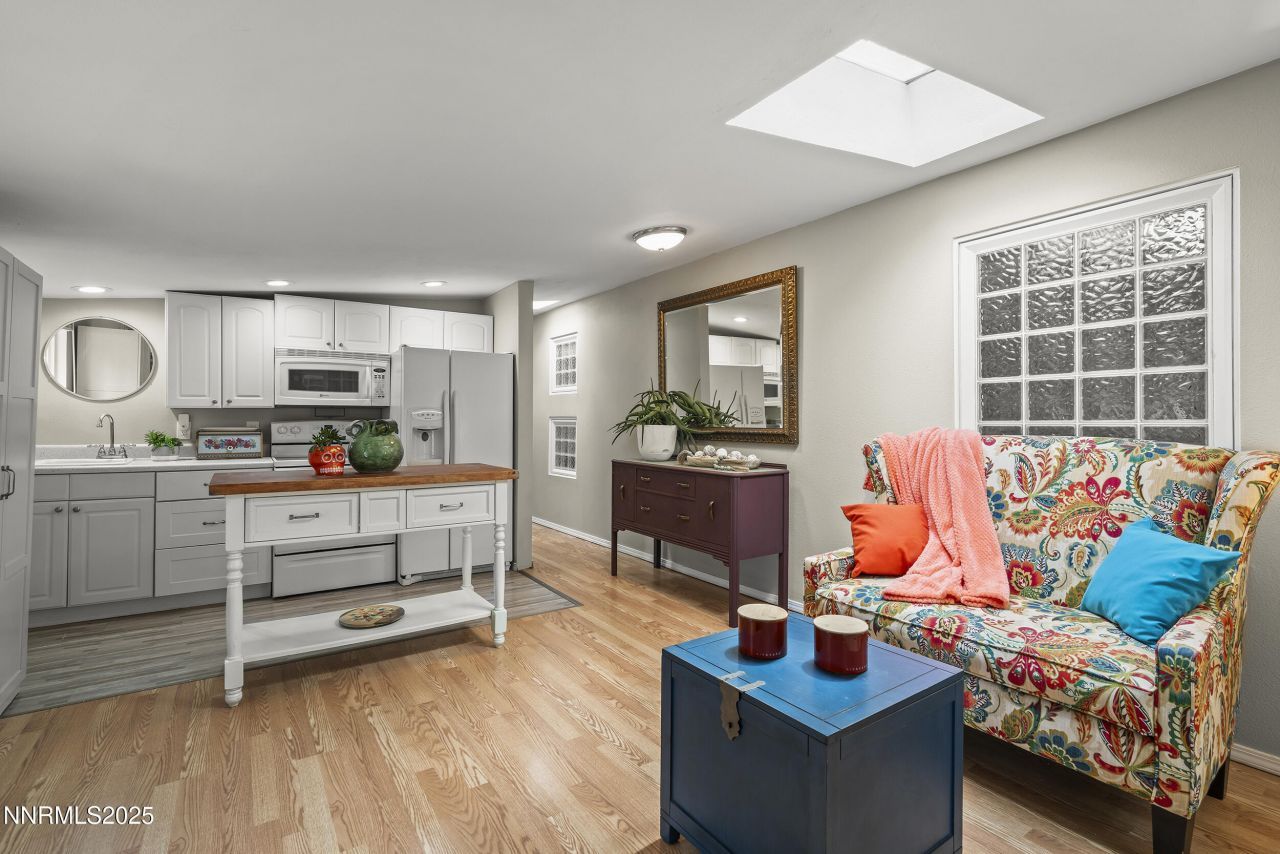 2195 W Plumb Lane, Reno, NV 89509 Photo