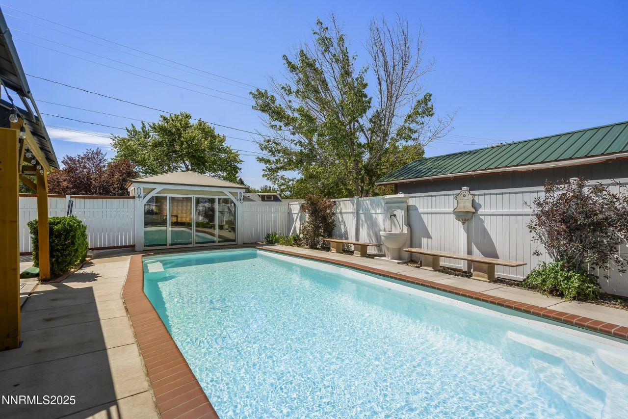 2195 W Plumb Lane, Reno, NV 89509 Photo