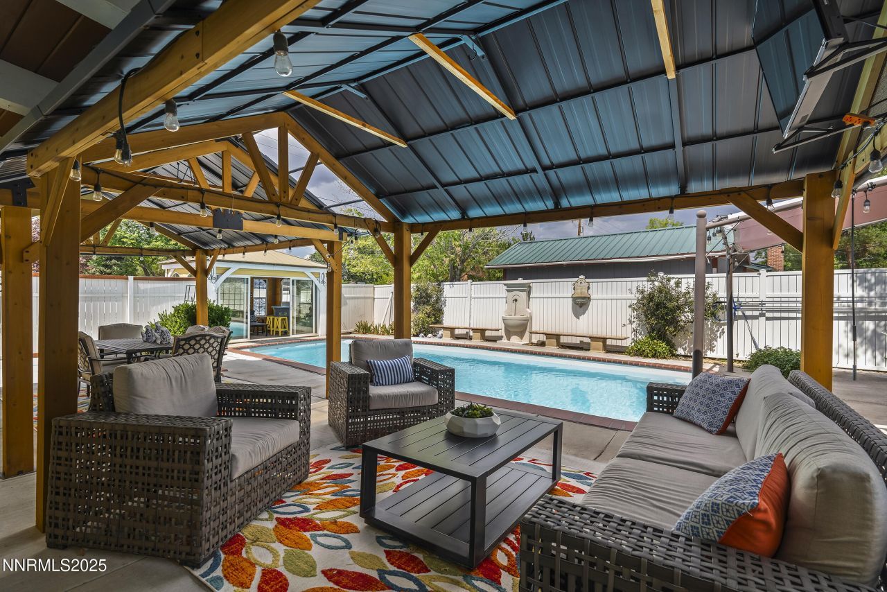 2195 W Plumb Lane, Reno, NV 89509 Photo