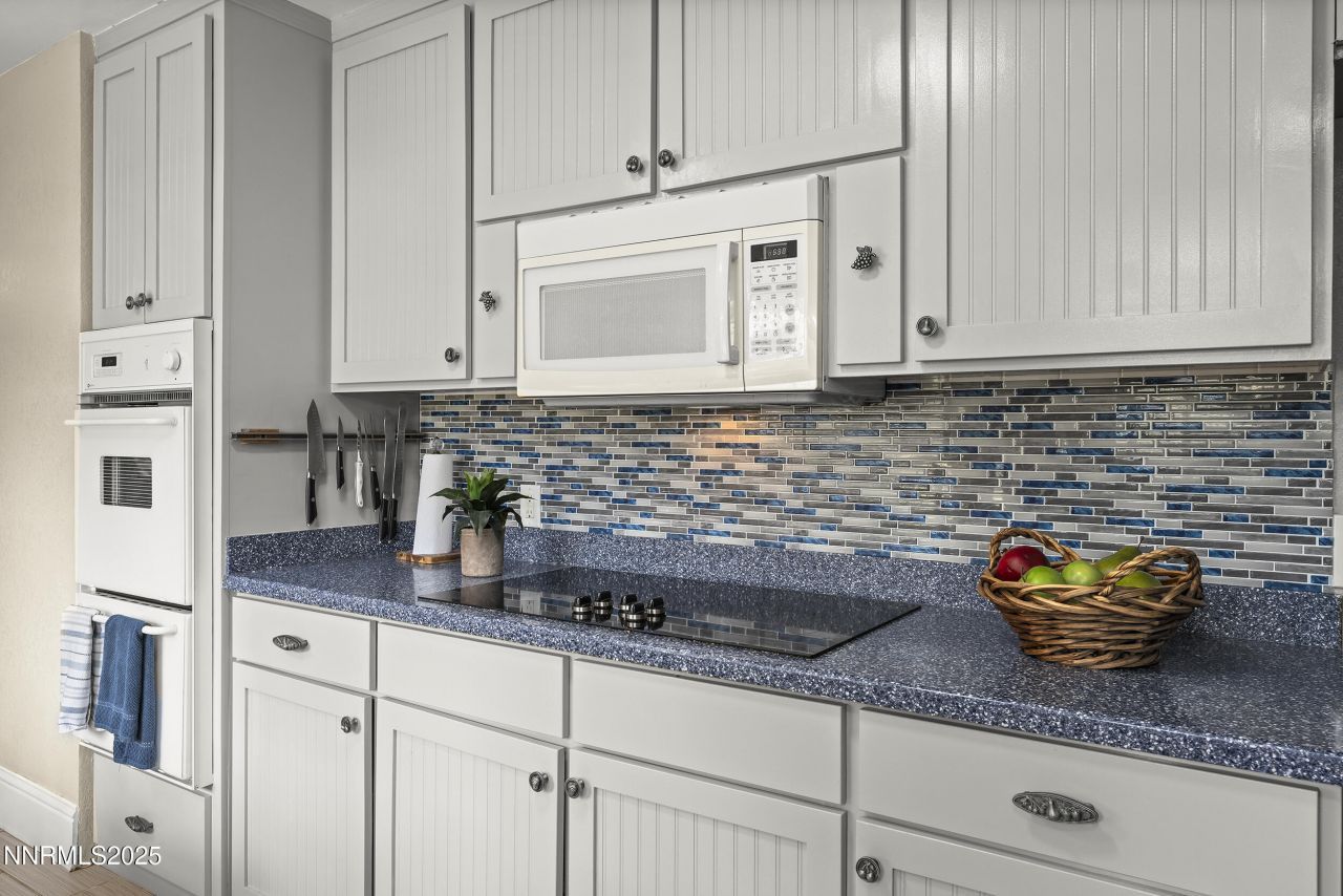 2195 W Plumb Lane, Reno, NV 89509 Photo