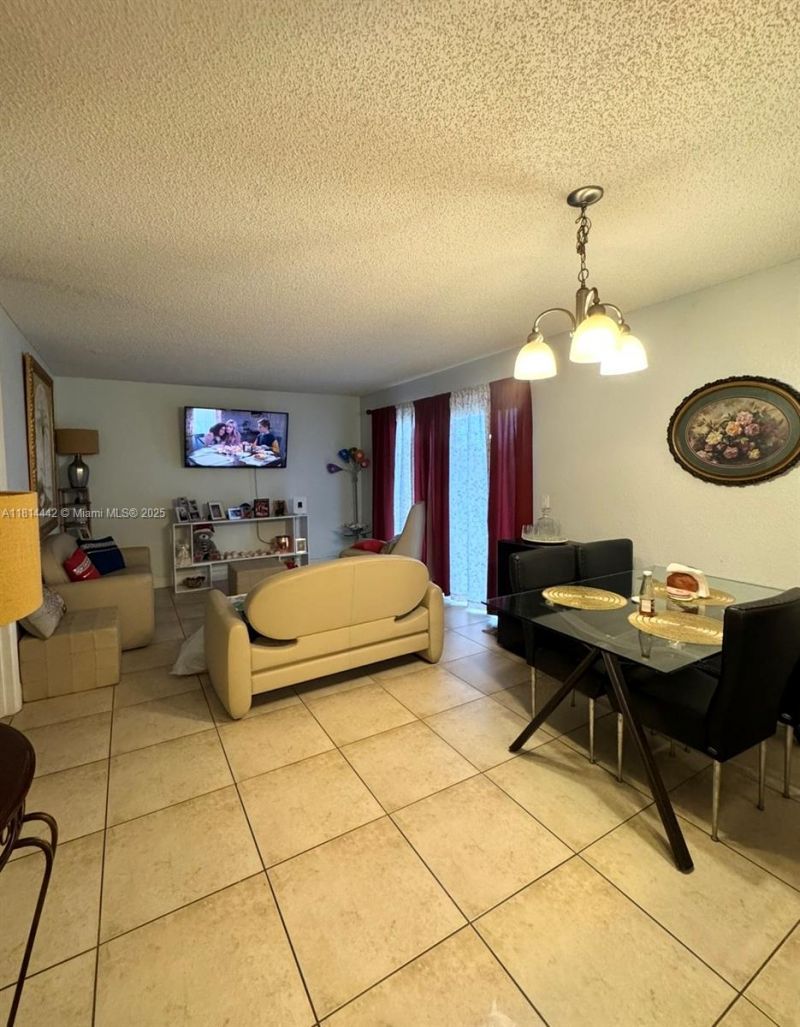 1484 Lake Crystal Dr, Unit E, West Palm Beach, FL 33411 Photo
