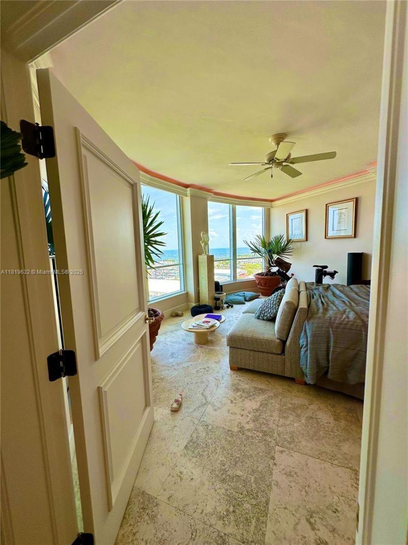 2645 S Bayshore Dr, Unit 1403, Miami, FL 33133 Photo