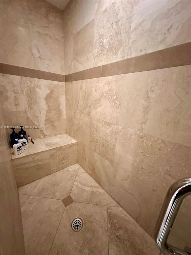 2645 S Bayshore Dr, Unit 1403, Miami, FL 33133 Photo