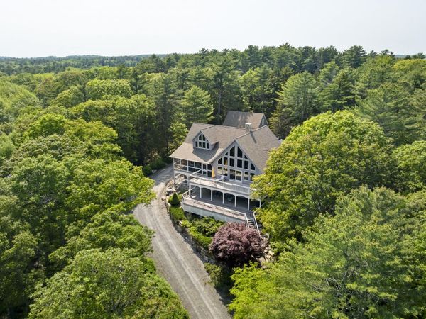 86 Firth Drive, Boothbay, ME 04537