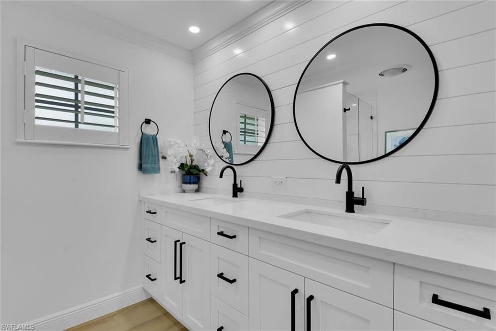 740 Park Shore Dr, Naples, FL 34103 Photo
