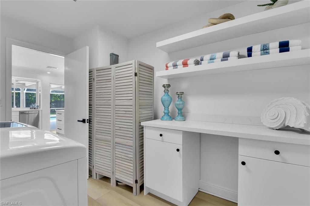 740 Park Shore Dr, Naples, FL 34103 Photo