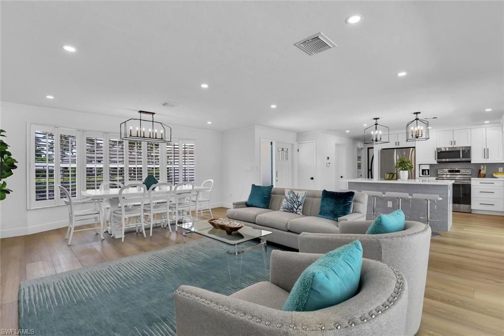 740 Park Shore Dr, Naples, FL 34103 Photo