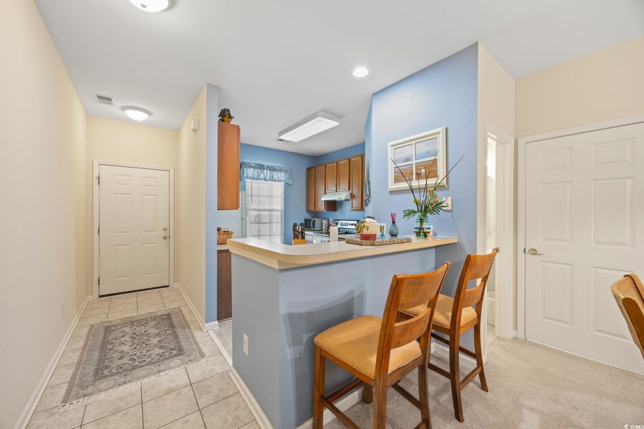 265 Connemara Dr. Photo 10