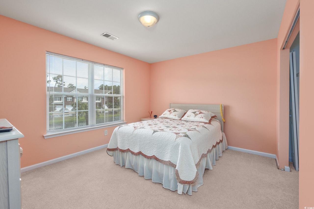 265 Connemara Dr. Photo 21