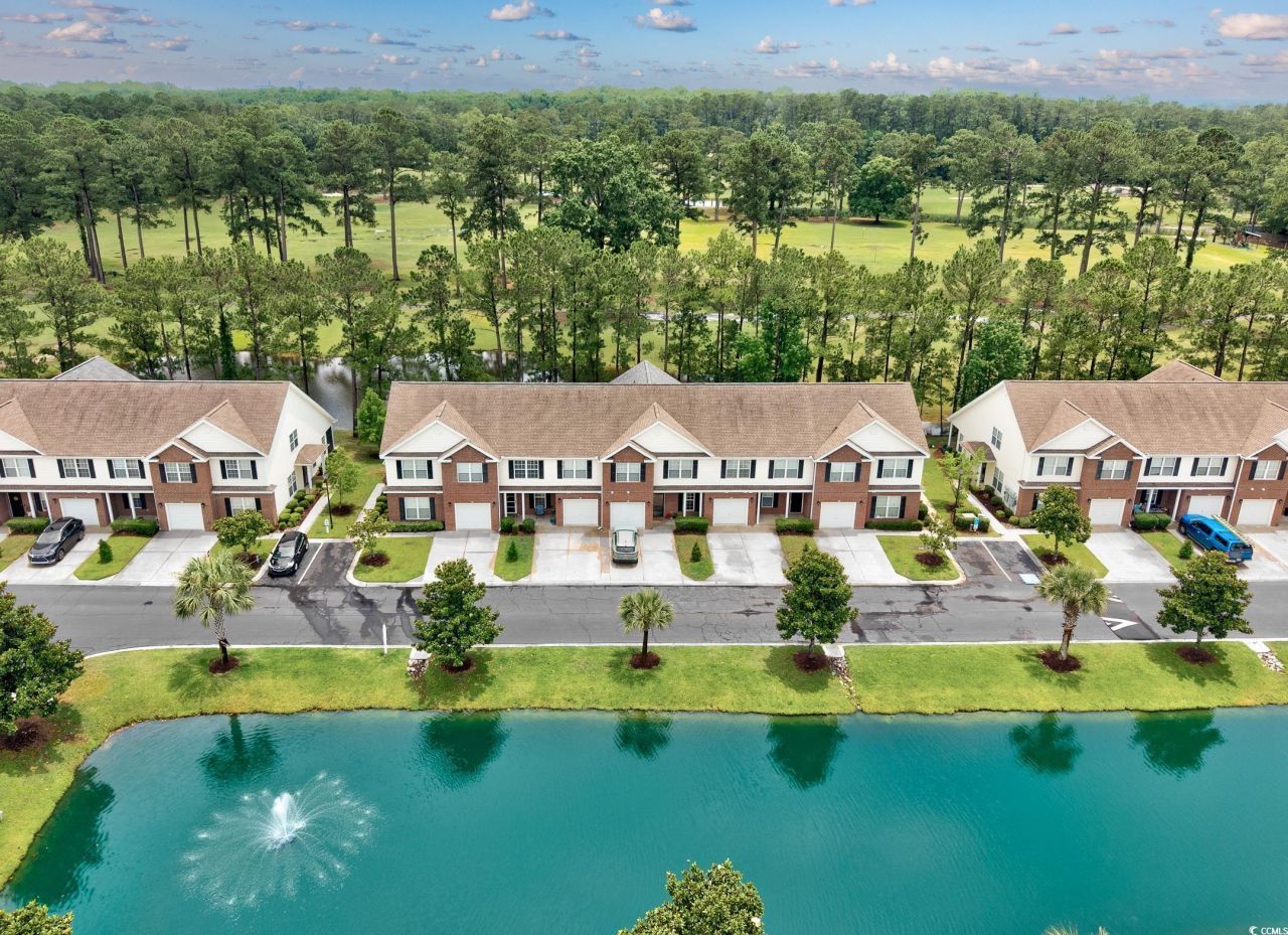 265 Connemara Dr. Photo 31