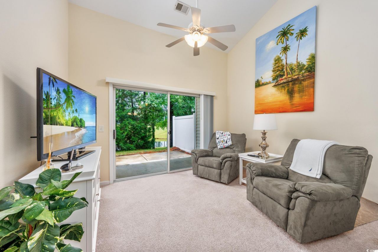 265 Connemara Dr. Photo 6