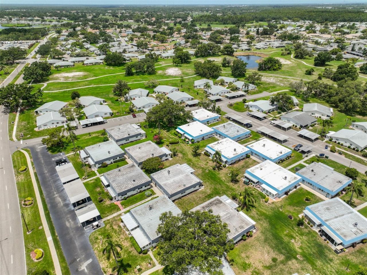 301 Kings Boulevard, Unit 130, Sun City Center, FL 33573 Photo
