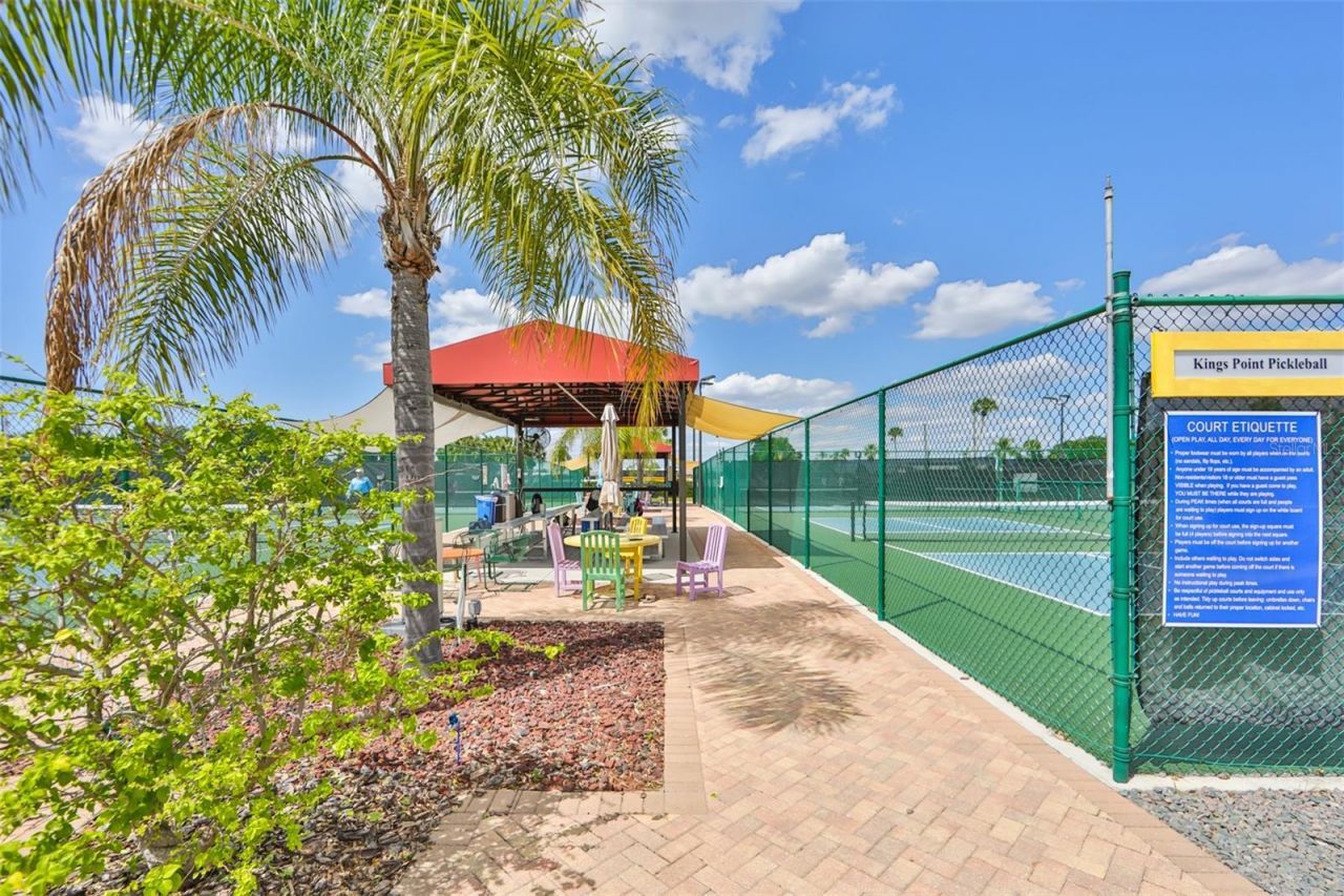 301 Kings Boulevard, Unit 130, Sun City Center, FL 33573 Photo