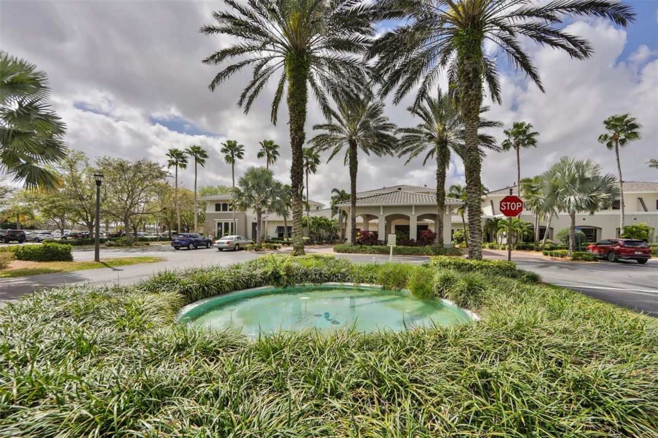 301 Kings Boulevard, Unit 130, Sun City Center, FL 33573 Photo