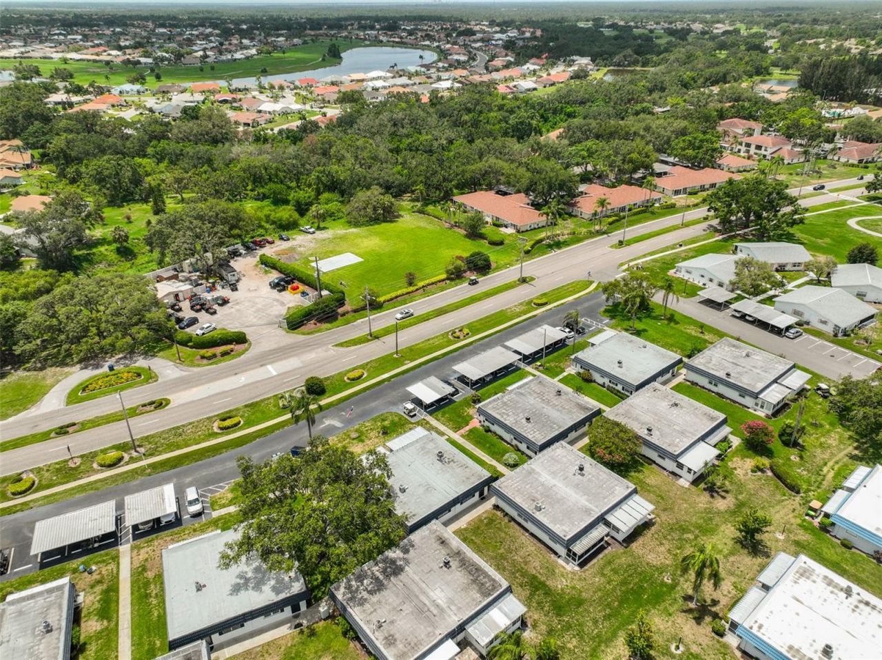 301 Kings Boulevard, Unit 130, Sun City Center, FL 33573 Photo