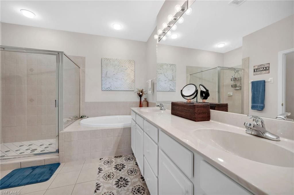 28220 Caballero Way, Unit 2422, Bonita Springs, FL 34135 Photo