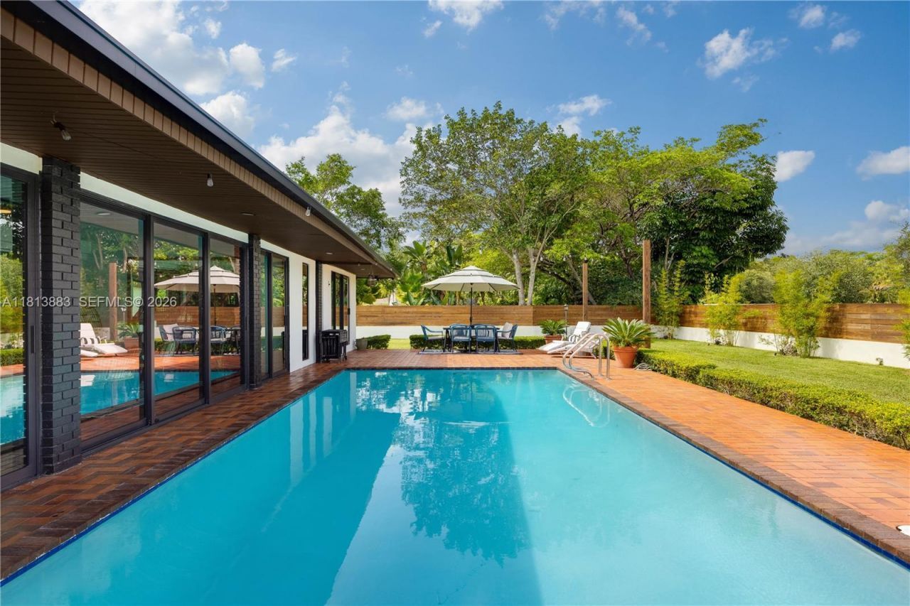 9670 SW 96th Ct, Miami, FL 33176 Photo