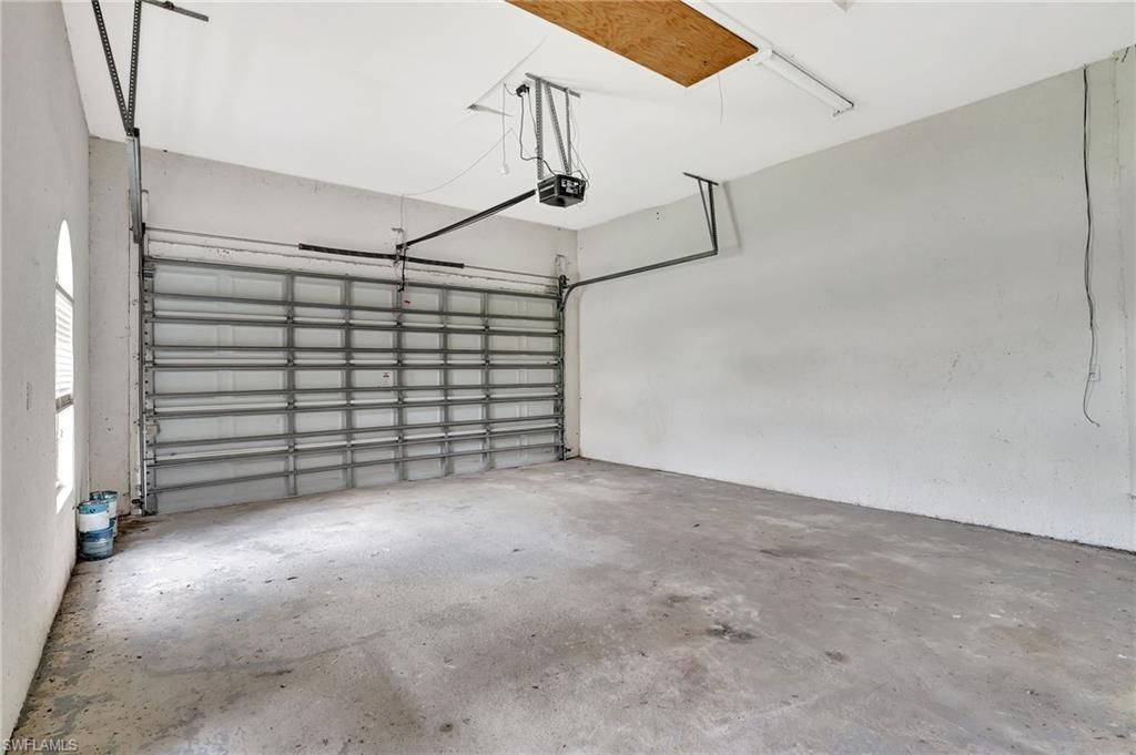 680 Mirror Lakes Ct, Lehigh Acres, FL 33974 Photo