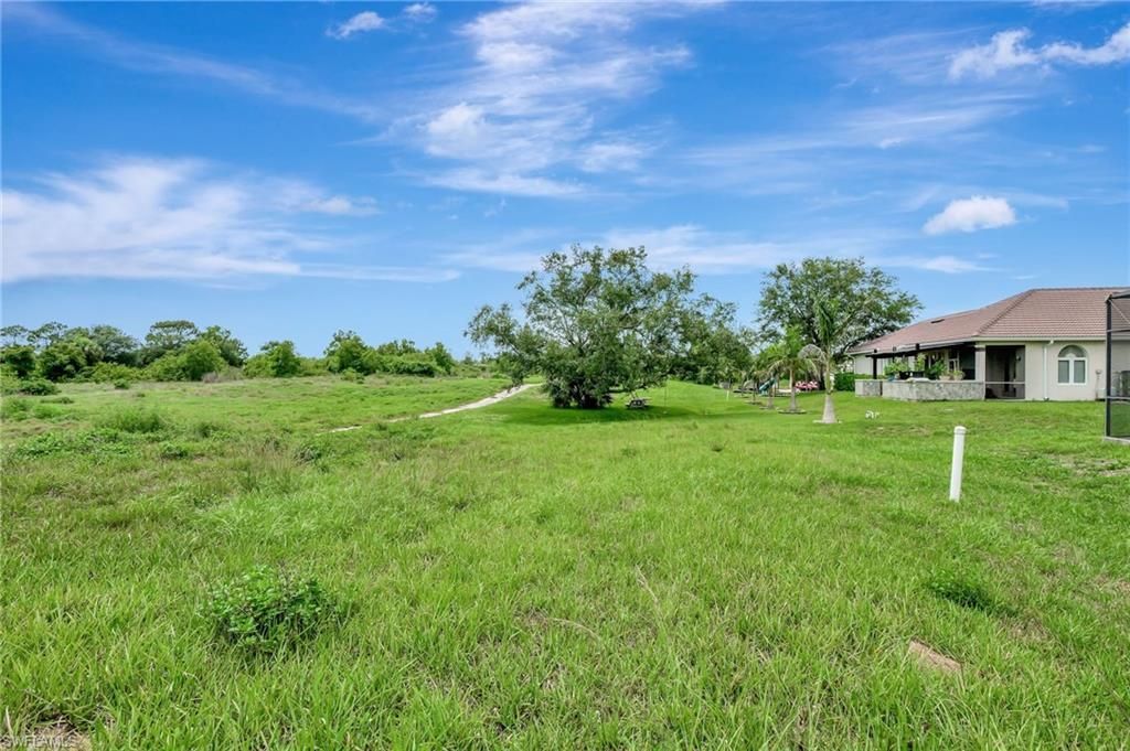 680 Mirror Lakes Ct, Lehigh Acres, FL 33974 Photo