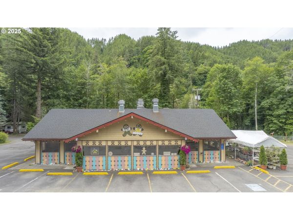 12300 HIGHWAY 126, Mapleton, OR 97453